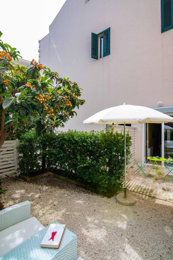 Al Giardino Del Nespolo Apartment Polignano a Mare Luaran gambar